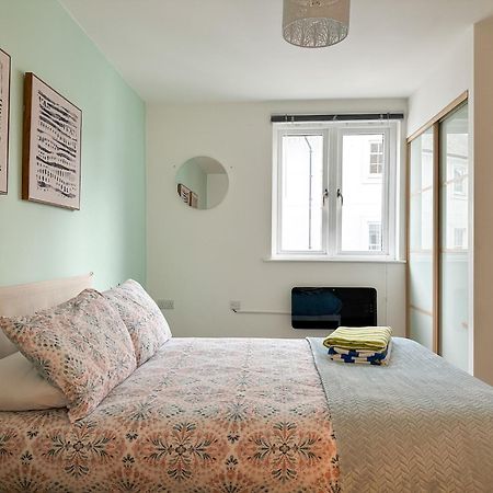 Luxury 2 Bedroom City Centre Apartment - Secure Parking - Amazing Location! Canterbury Buitenkant foto