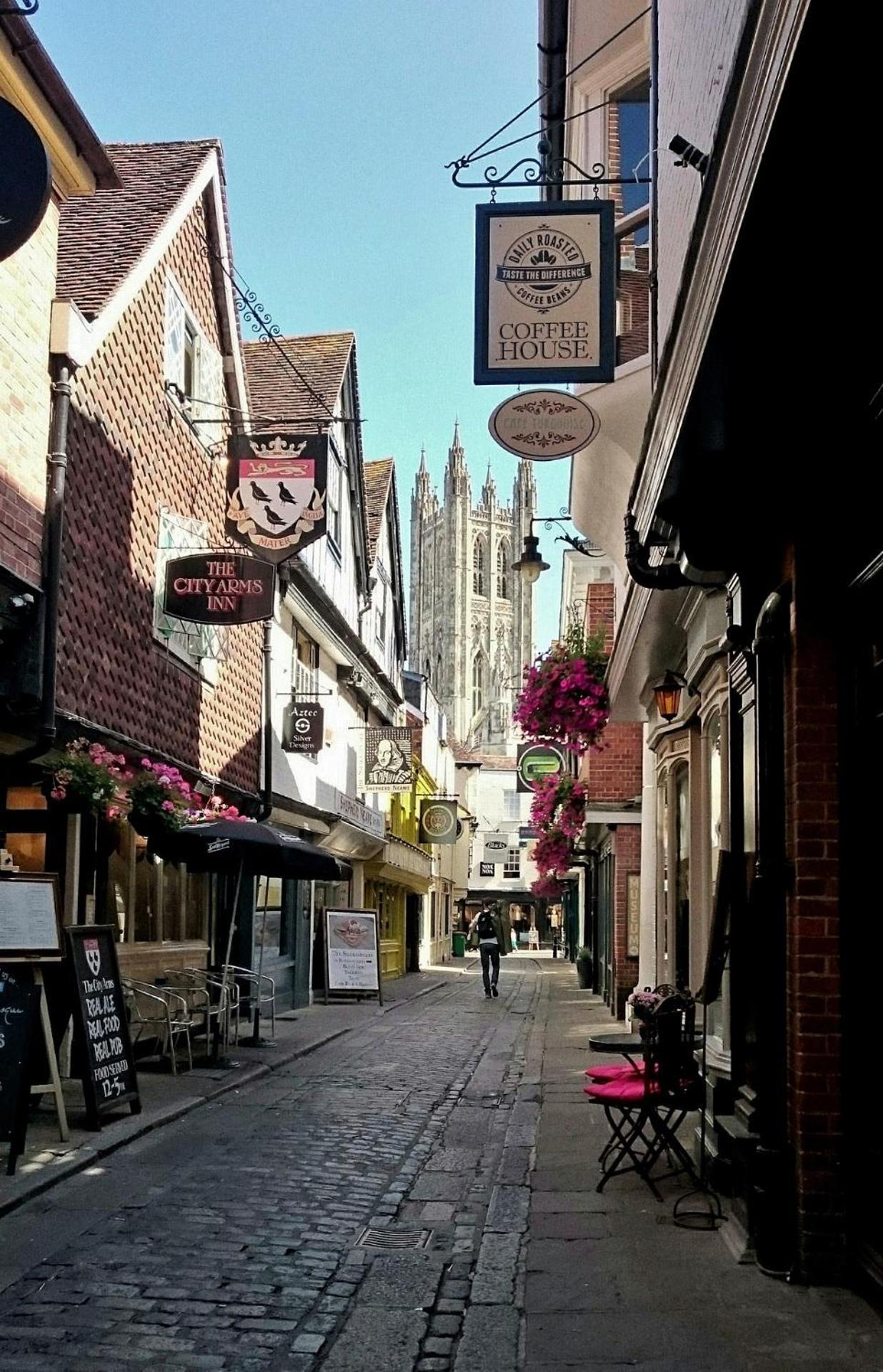 Luxury 2 Bedroom City Centre Apartment - Secure Parking - Amazing Location! Canterbury Buitenkant foto