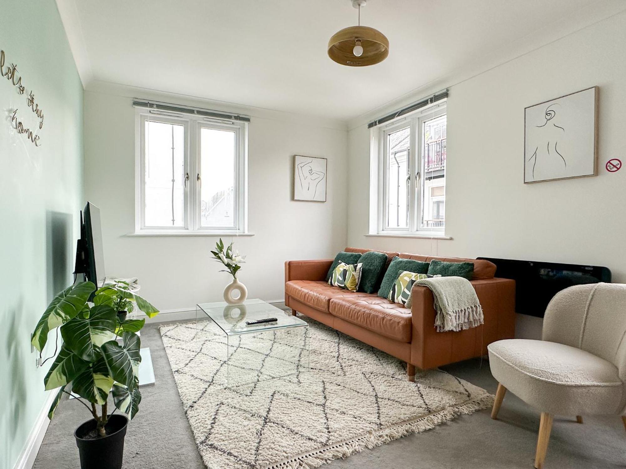Luxury 2 Bedroom City Centre Apartment - Secure Parking - Amazing Location! Canterbury Buitenkant foto